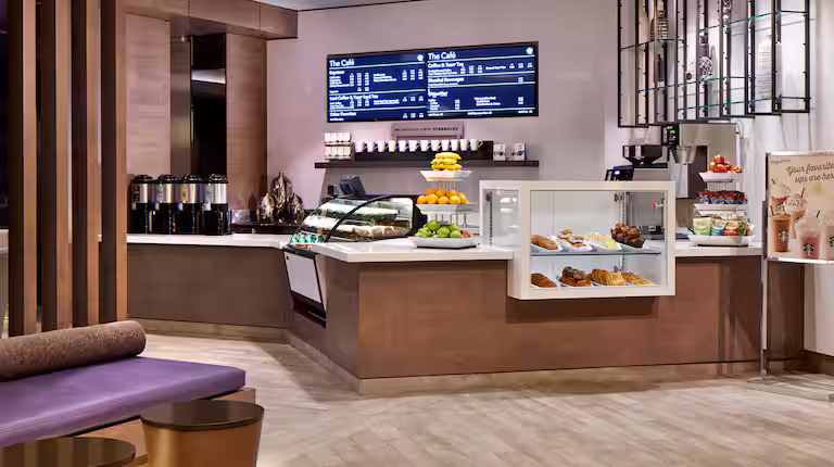 hiltonlb-starbucks-noman.jpg